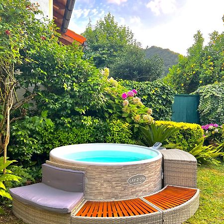 Busturia Agradable Casa Con Jacuzzi Climatizado Exterior En Pleno Urdaibaiヴィラ エクステリア 写真